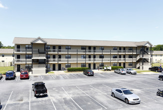 The Gables East in Greenville, NC - Building Photo - Building Photo