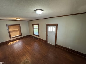 706 7th Ave N in Clear Lake, IA - Building Photo - Building Photo