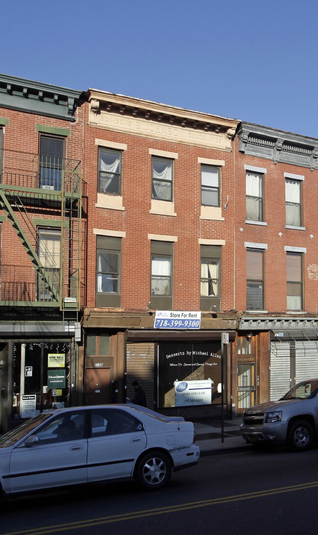 1015 Fulton St in Brooklyn, NY - Building Photo - Building Photo