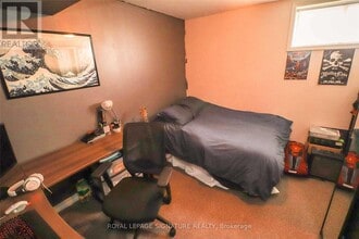 329 Spillsbury Dr in Peterborough, ON - Building Photo - Building Photo