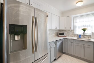 35 New St in Montclair, NJ - Building Photo - Building Photo