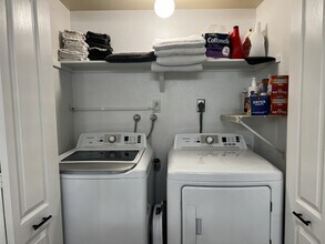 3597 W Greentree Cir in Anaheim, CA - Building Photo - Building Photo