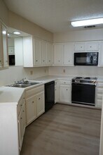 5560 93rd St in Lubbock, TX - Building Photo - Building Photo