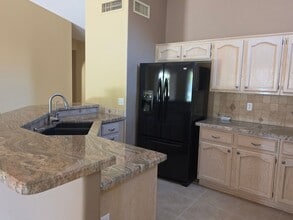 9137 E Diamond Dr in Sun Lakes, AZ - Building Photo - Building Photo