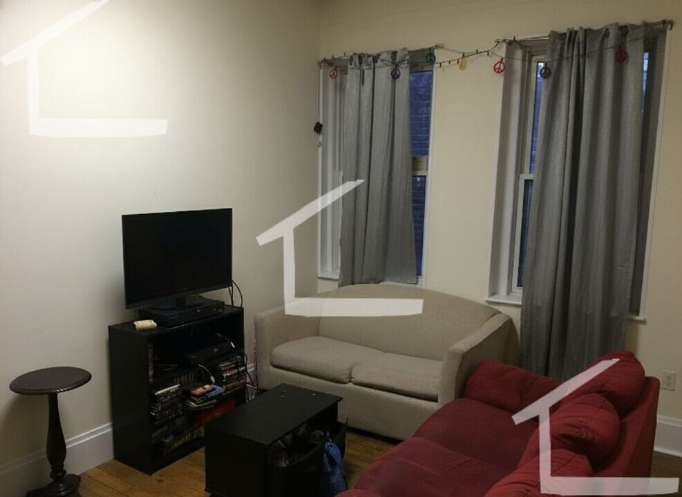 17 Aberdeen St in Boston, MA - Building Photo