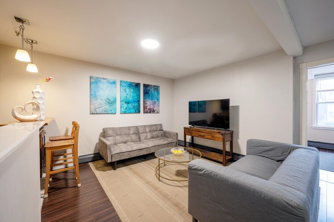 46 Wayne St in Jersey City, NJ - Building Photo