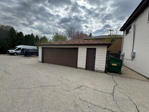 9229 Beloit Rd in Milwaukee, WI - Building Photo - Building Photo