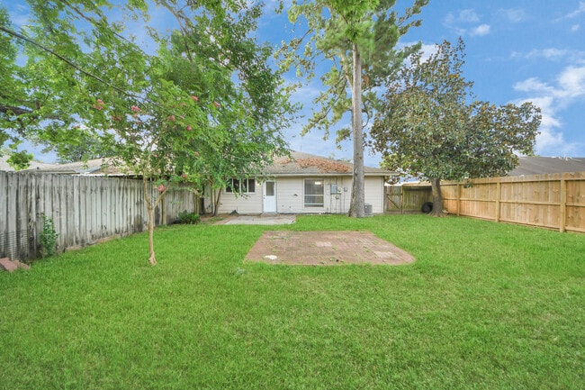 26722 Cypresswood Dr in Spring, TX - Building Photo - Building Photo