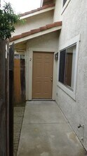 712 Summerwood Ln in Lompoc, CA - Building Photo - Building Photo