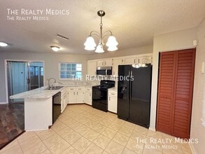 203 Fernwood St in Leesburg, FL - Building Photo - Building Photo