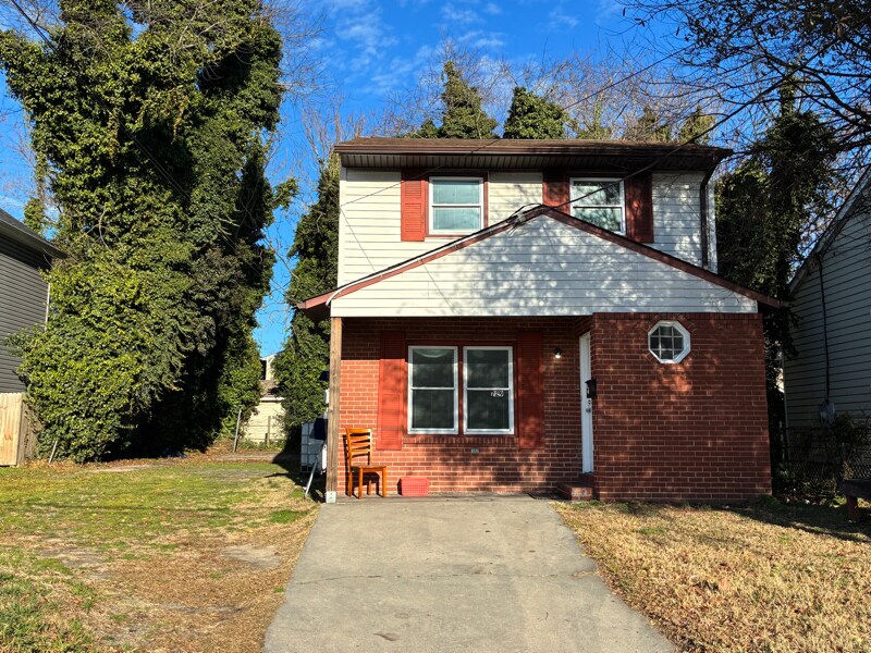 729 16th St in Newport News, VA - Building Photo
