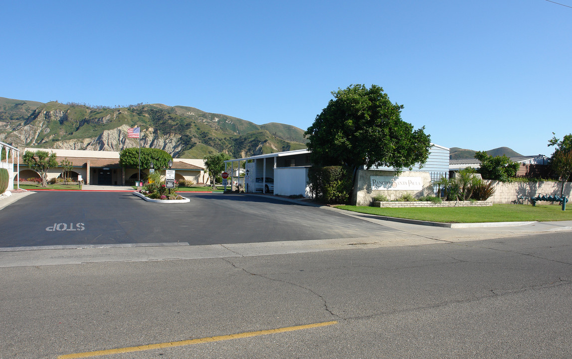 500 W Santa Maria St in Santa Paula, CA - Building Photo