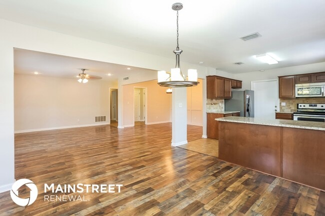 1217 Brookmont Ave E in Jacksonville, FL - Building Photo - Building Photo