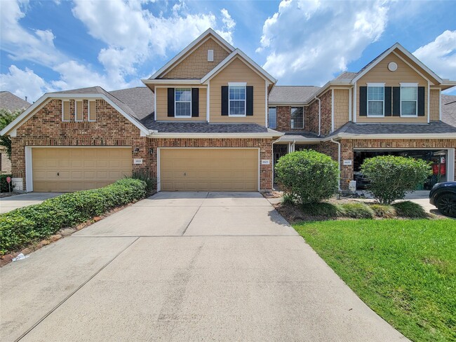 property at 8603 Sunset Loch Dr