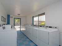 Sandpiper Point Apartments in Fresno, CA - Building Photo - Interior Photo