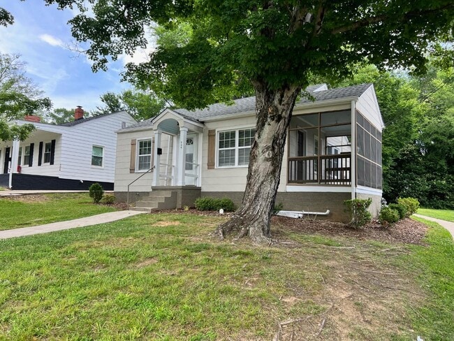 909 Poplar St in Salisbury, NC - Building Photo - Building Photo