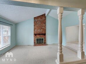 12446 E Amherst Cir in Aurora, CO - Foto de edificio - Building Photo