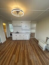 446 Coe St, Unit 3 in Woonsocket, RI - Foto de edificio - Building Photo