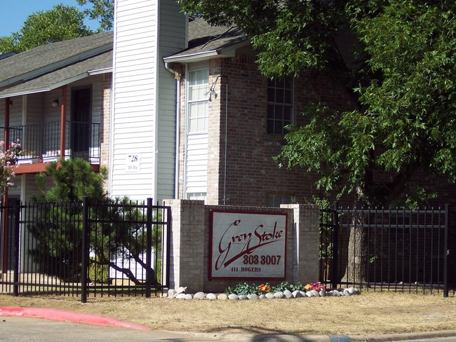 Greystoke Apartments in Arlington, TX - Building Photo - Building Photo