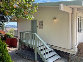 635 Drake Ave in Sausalito, CA - Building Photo - Building Photo