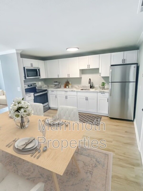 667 Corning Rd in Manchester, NH - Building Photo - Building Photo