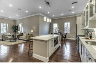 22 Hamlet St, Unit 4 in Somerville, MA - Building Photo
