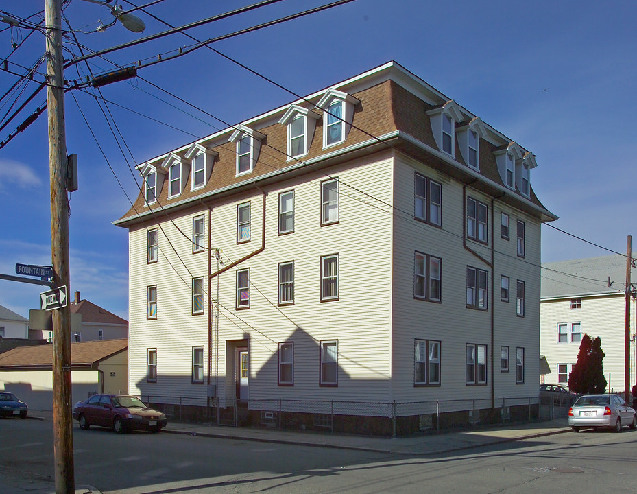 358 William in Fall River, MA - Building Photo