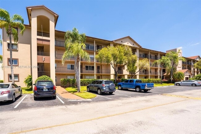 13455 SW 16th Ct, Unit 306F in Pembroke Pines, FL - Foto de edificio - Building Photo
