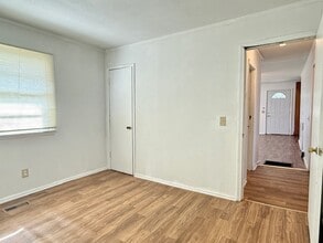 2122 William Gibbons Rd in Turbeville, SC - Building Photo - Building Photo