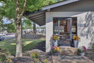 Avery Apartments in Nashville, TN - Foto de edificio - Building Photo