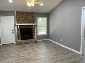 9574 Holbrook Ln in Fayetteville, NC - Building Photo - Building Photo