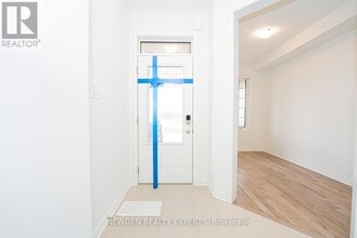 1405 Fourth Line in Milton, ON - Building Photo - Building Photo