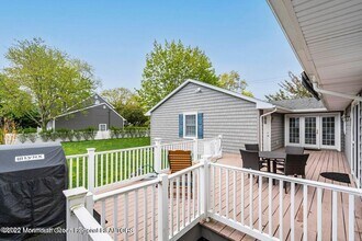 425 Atlantic Ave in Spring Lake, NJ - Building Photo - Building Photo