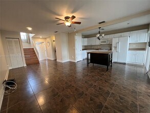 388 NW 103rd Terrace in Pembroke Pines, FL - Building Photo - Building Photo