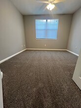 Lansborough Apartments in Houston, TX - Building Photo - Building Photo