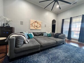 11786 Golden Bell Ln in Frisco, TX - Building Photo - Building Photo