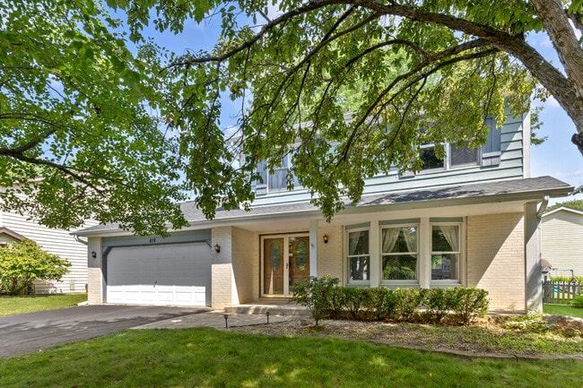 616 Blue Spruce Ln in Mundelein, IL - Building Photo - Building Photo