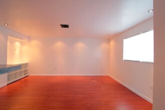 6440 SW 130th Ave, Unit 416 in Miami, FL - Building Photo - Building Photo