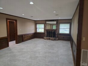 5749 Langley Cir in Pensacola, FL - Building Photo - Building Photo