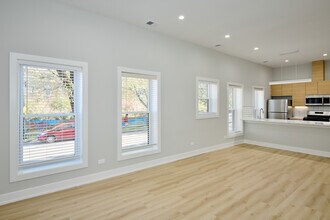 2868 W 21st Pl in Chicago, IL - Building Photo - Building Photo