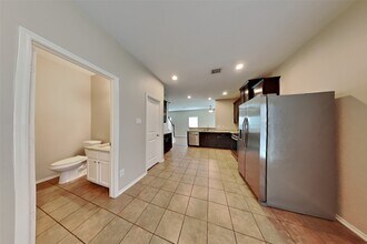 5019 Westwood Pines Dr in Katy, TX - Building Photo - Building Photo