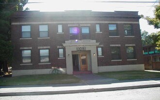 Riverside Apartments in Renton, WA - Building Photo