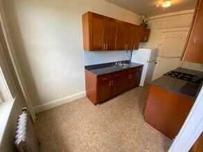 165 Park Dr, Unit 8 in Boston, MA - Building Photo - Building Photo