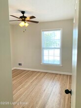 921 Fenley Ave in Louisville, KY - Building Photo - Building Photo