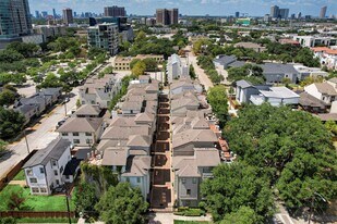 1436 Wichita St in Houston, TX - Building Photo