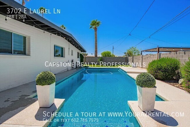 property at 3702 E Laurel Ln