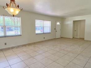 7306 Kingsbury Cir in Tampa, FL - Building Photo - Building Photo