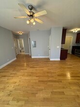 2900 N Kolmar Ave in Chicago, IL - Foto de edificio - Building Photo