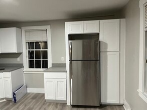 19 Forest St in Rockport, MA - Building Photo - Building Photo