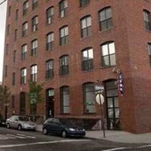 500 Driggs Ave in Brooklyn, NY - Building Photo - Building Photo